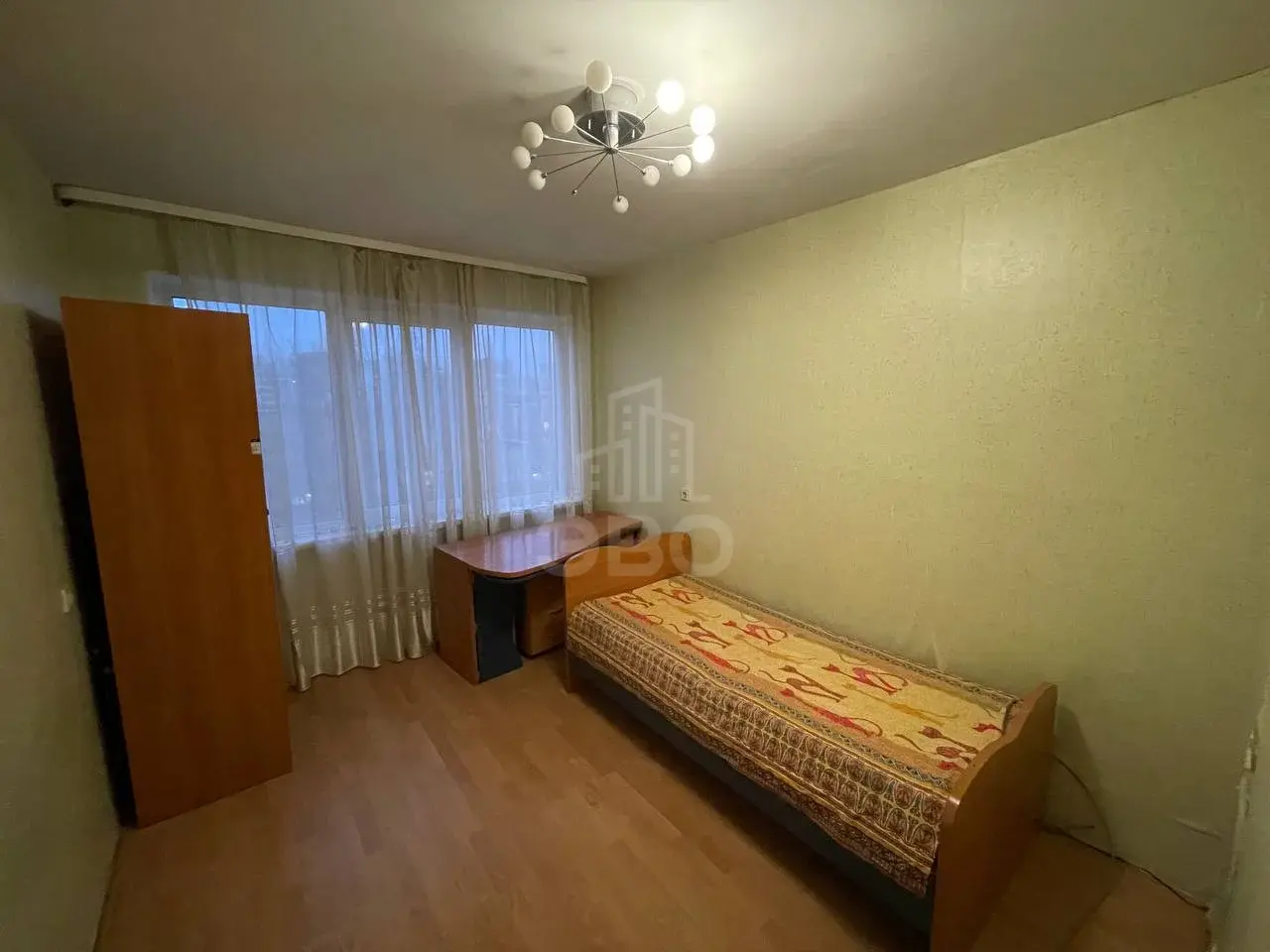 трехкомнатная квартира в Санкт-Петербурге по адресу: Стачек проспект, 105, к к2Ж