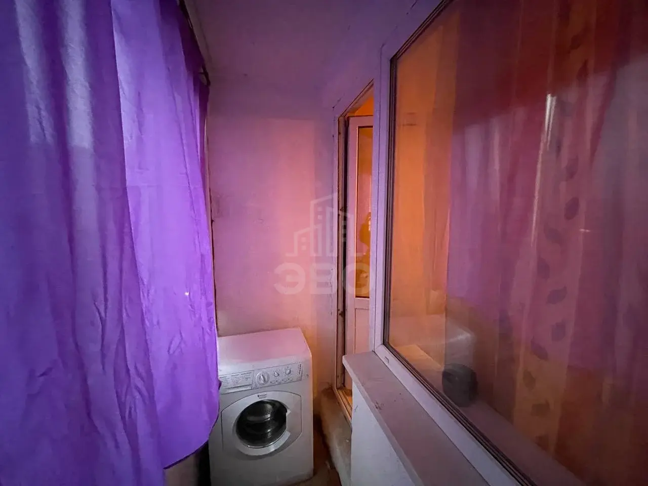трехкомнатная квартира в Санкт-Петербурге по адресу: Стачек проспект, 105, к к2Ж