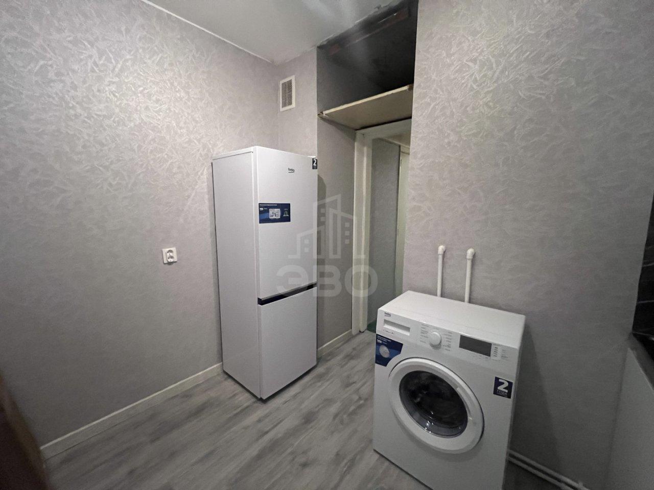 трехкомнатная квартира в Санкт-Петербурге по адресу: Демьяна Бедного ул., 30, к 1