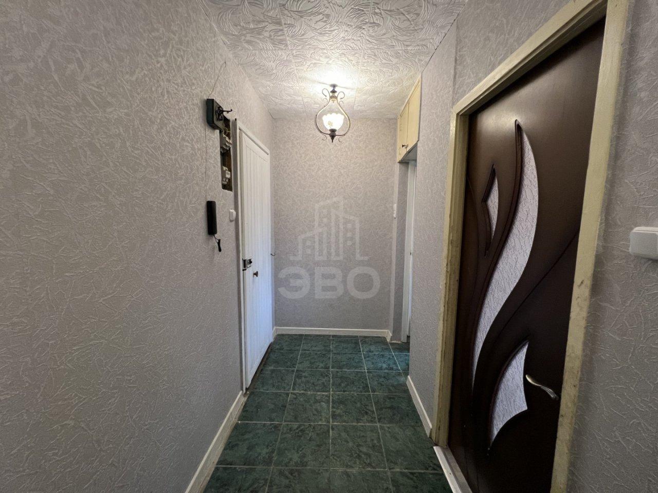 трехкомнатная квартира в Санкт-Петербурге по адресу: Демьяна Бедного ул., 30, к 1