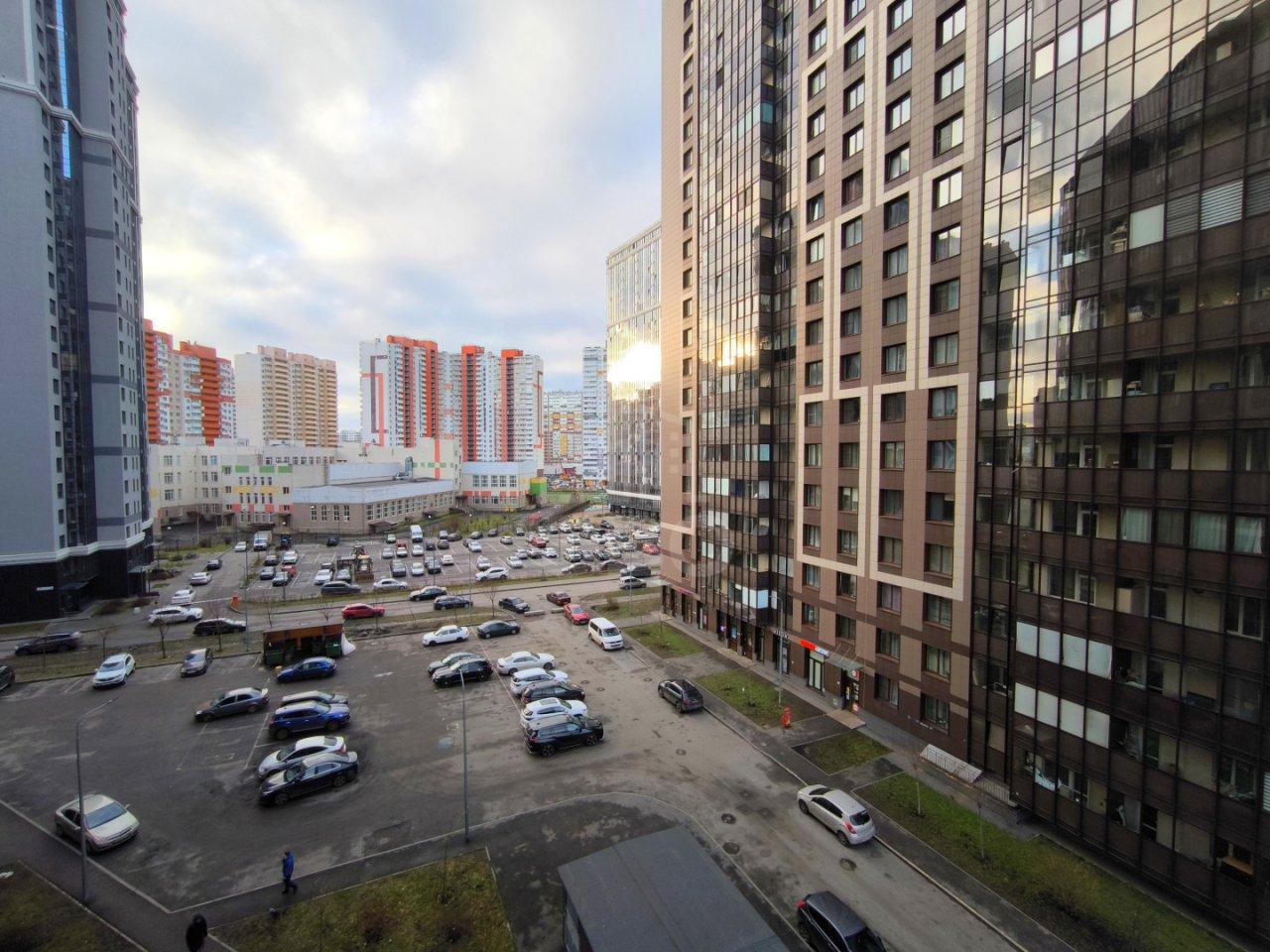 однокомнатная квартира в Санкт-Петербурге по адресу: Школьная ул., 17, строение 1