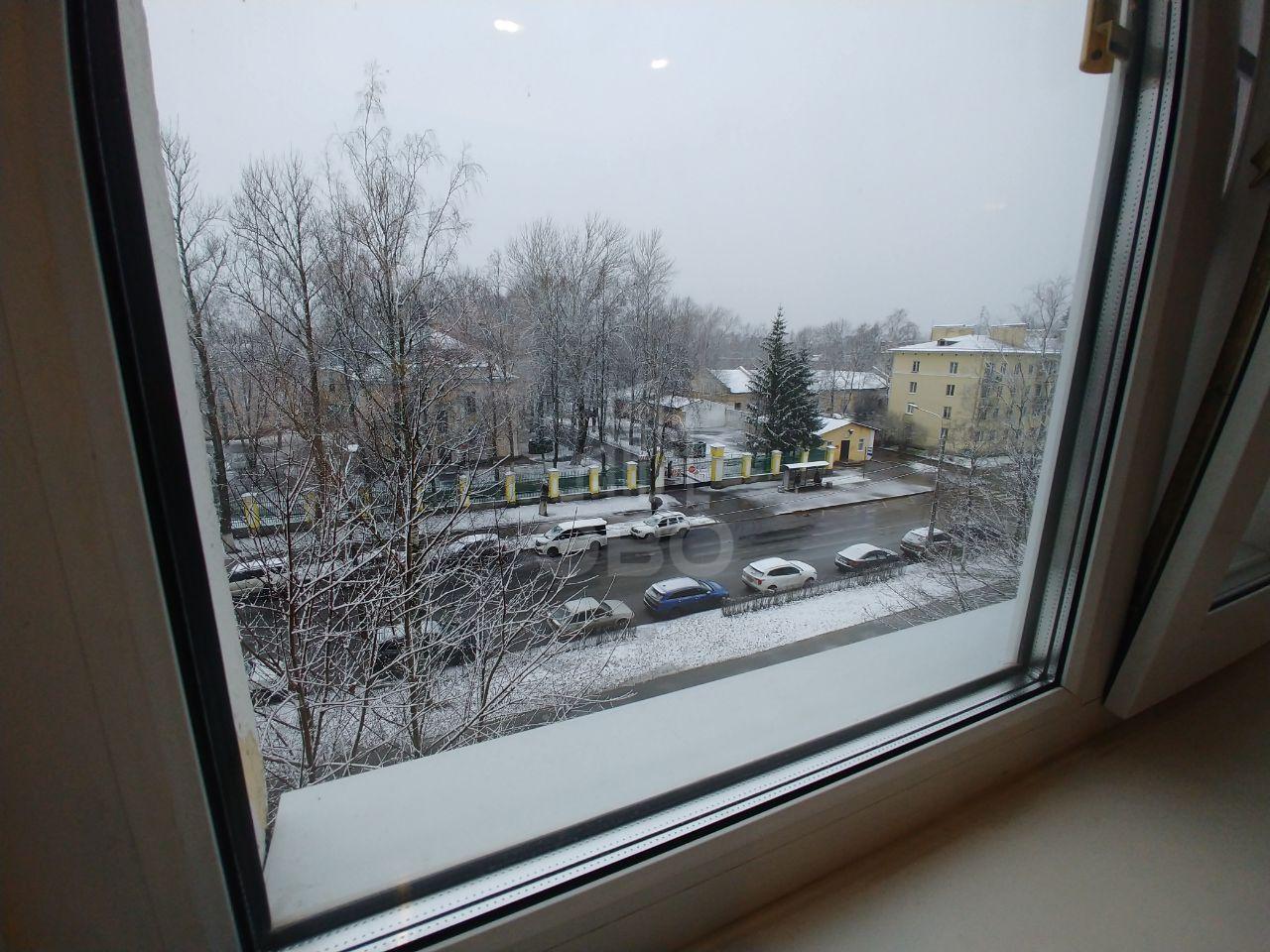 трехкомнатная квартира в Санкт-Петербурге по адресу: Разводная ул., 10