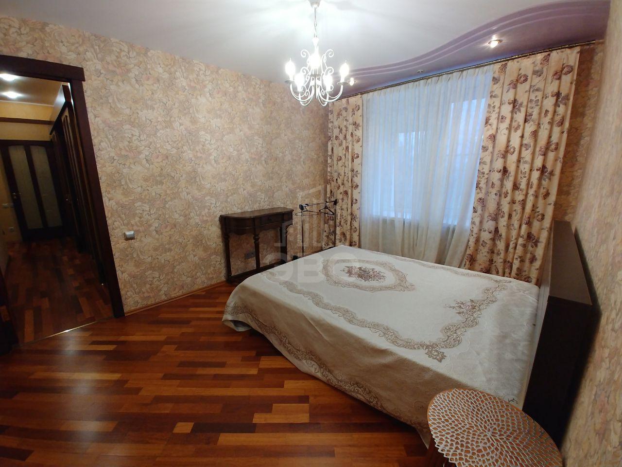 трехкомнатная квартира в Санкт-Петербурге по адресу: Разводная ул., 10