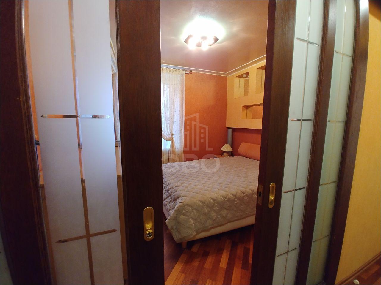 трехкомнатная квартира в Санкт-Петербурге по адресу: Разводная ул., 10