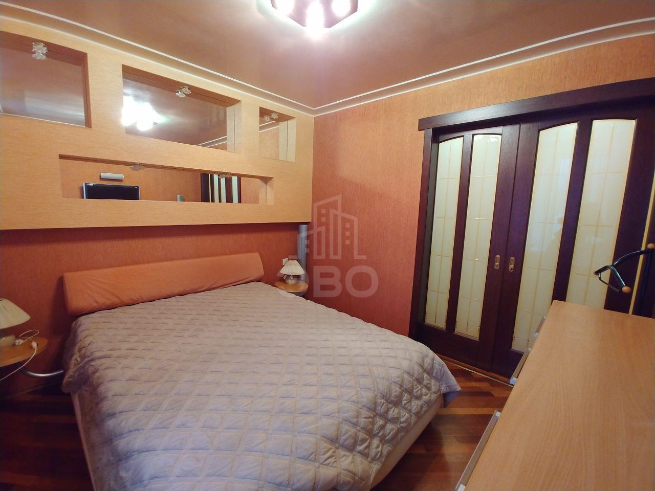 трехкомнатная квартира в Санкт-Петербурге по адресу: Разводная ул., 10