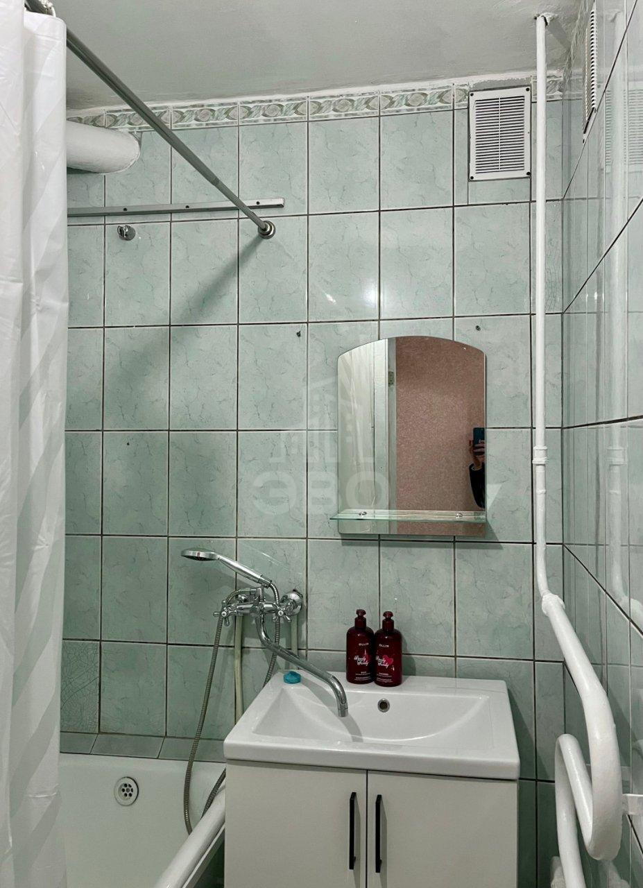 двухкомнатная квартира в Санкт-Петербурге по адресу: Школьная ул., 14