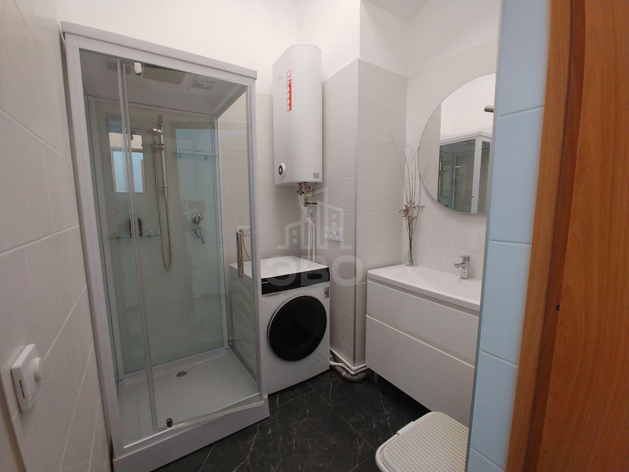 трехкомнатная квартира в Санкт-Петербурге по адресу: Невский проспект, 105