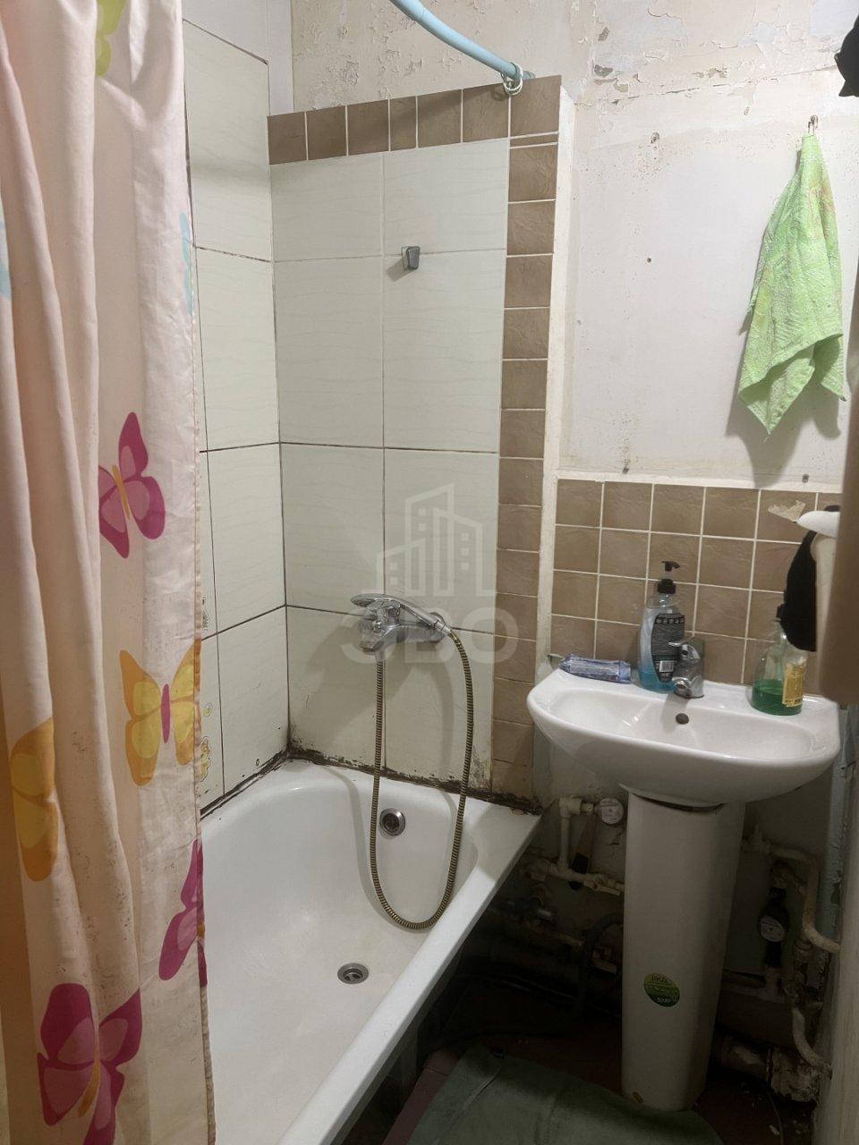 комната в Санкт-Петербурге по адресу: Ярослава Гашека ул., 4, к 3