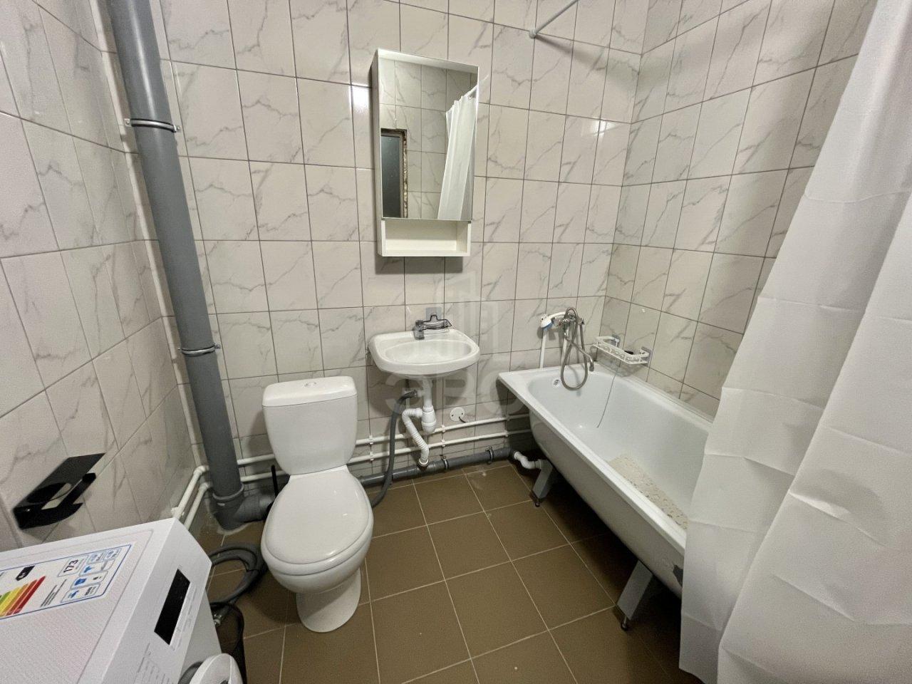 трехкомнатная квартира в Санкт-Петербурге по адресу: Ленинский проспект, 68