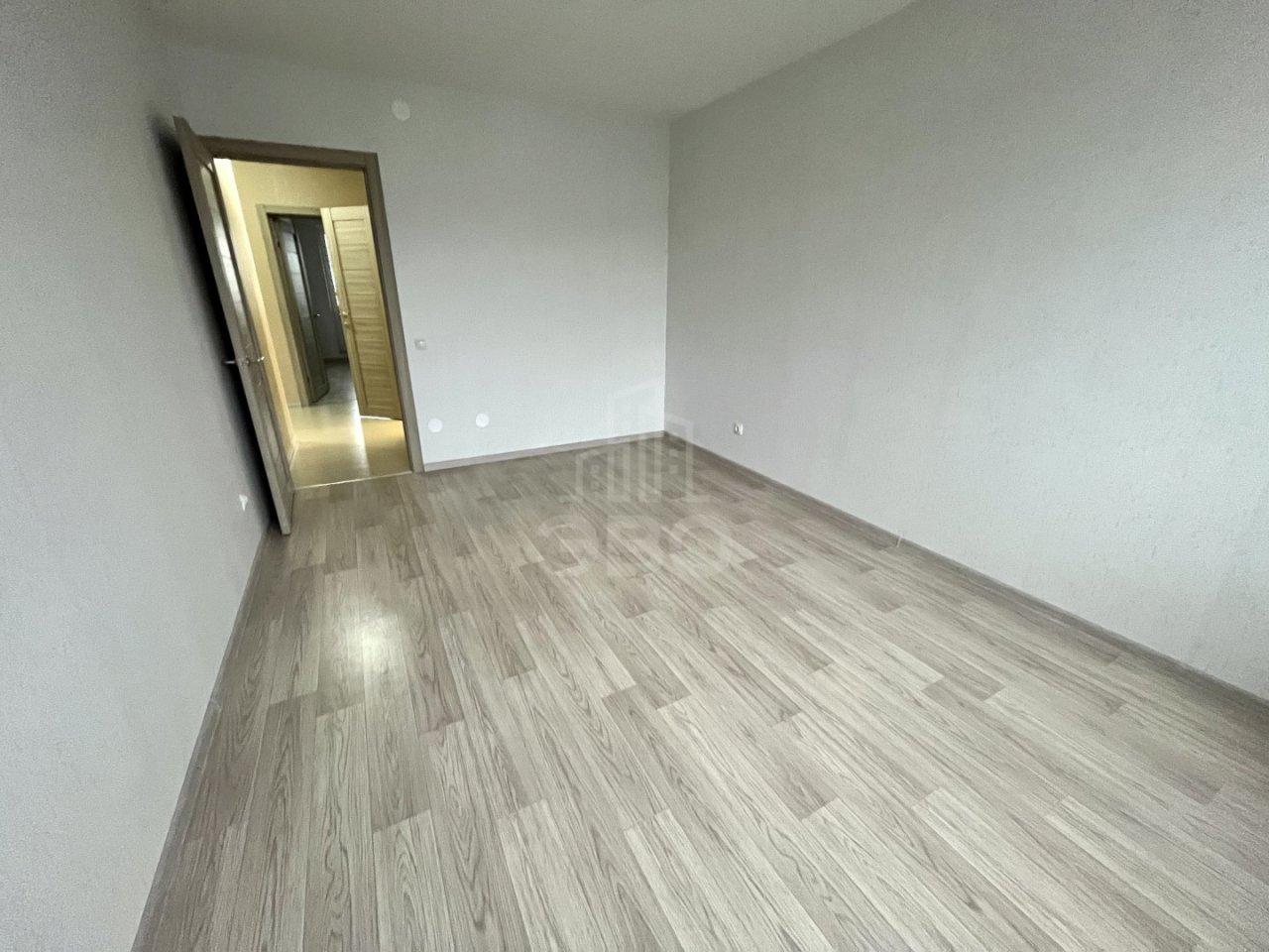 трехкомнатная квартира в Санкт-Петербурге по адресу: Ленинский проспект, 68