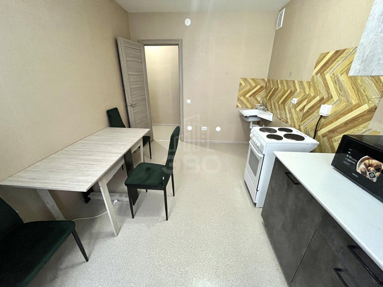 трехкомнатная квартира в Санкт-Петербурге по адресу: Ленинский проспект, 68