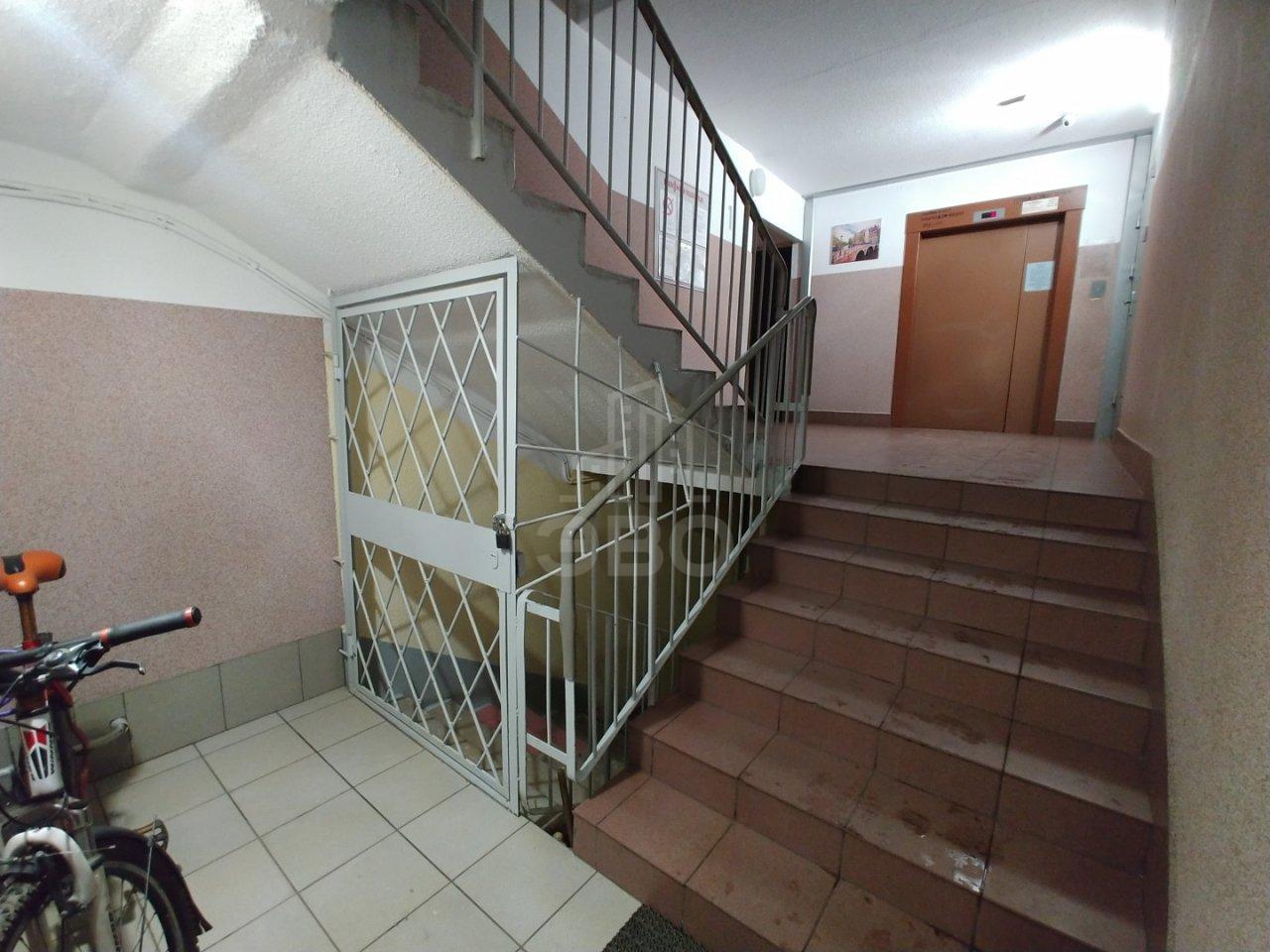 однокомнатная квартира в Санкт-Петербурге по адресу: Бурцева ул., 18