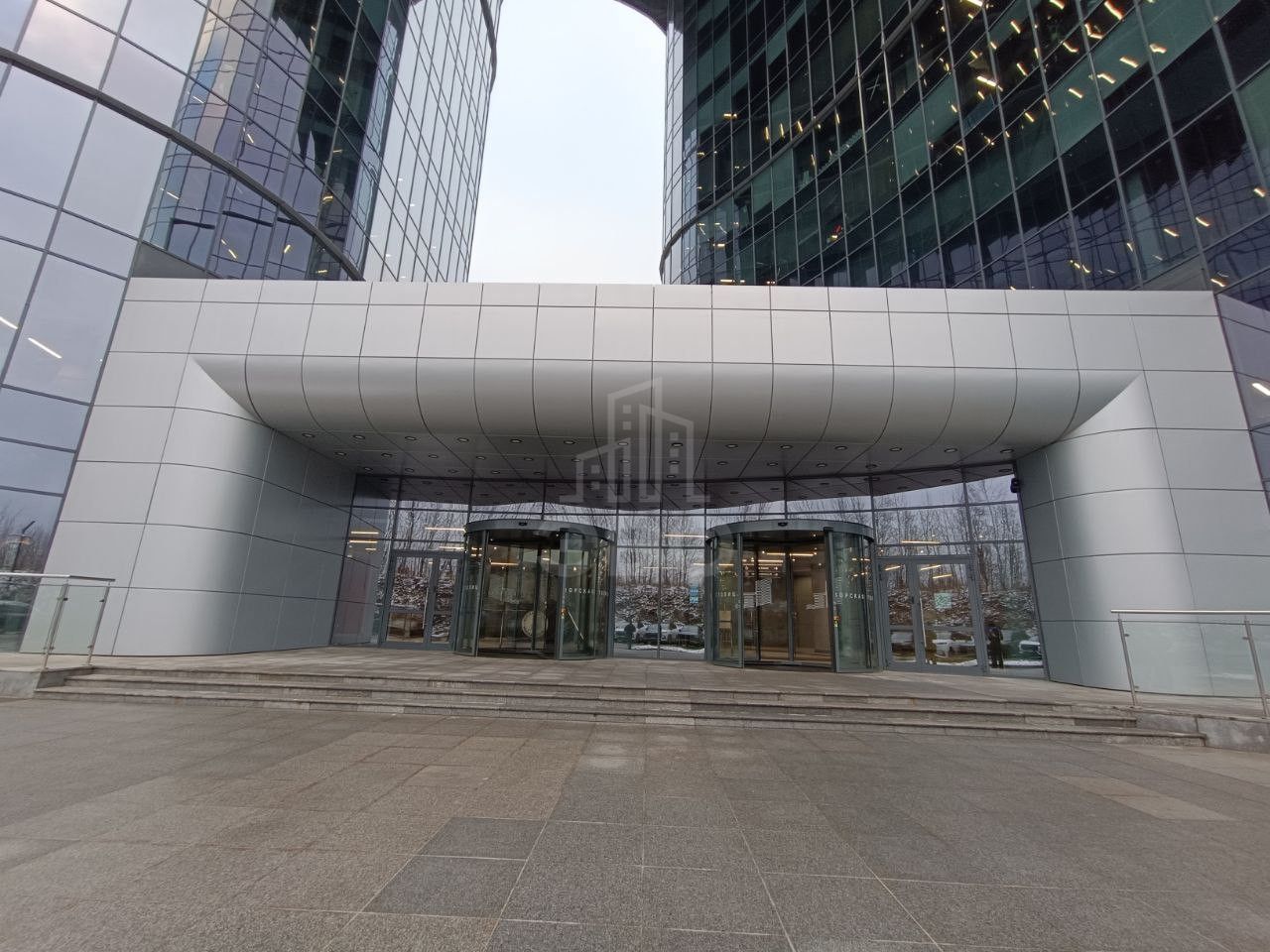 коммерция в Санкт-Петербург по адресу: Зольная ул., 15