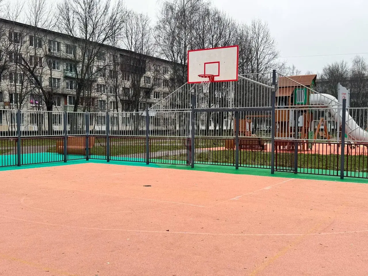 двухкомнатная квартира в Санкт-Петербурге по адресу: Дыбенко ул., 22, к 5