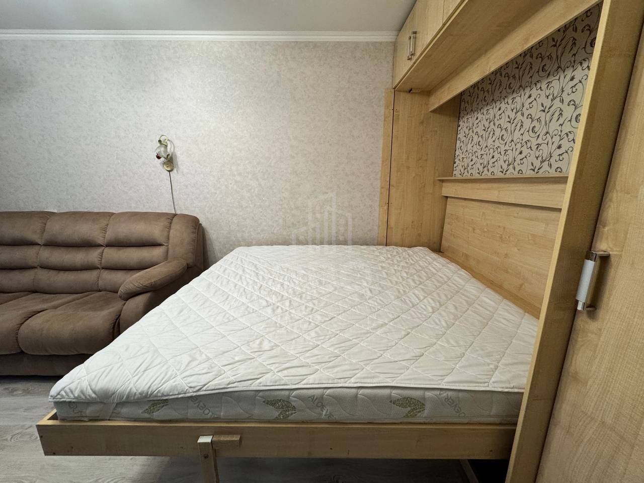 двухкомнатная квартира в Санкт-Петербург по адресу: Дыбенко ул., 22, к 5