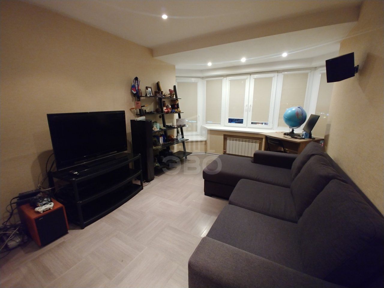 трехкомнатная квартира в Санкт-Петербург по адресу: Ленинский проспект, 91