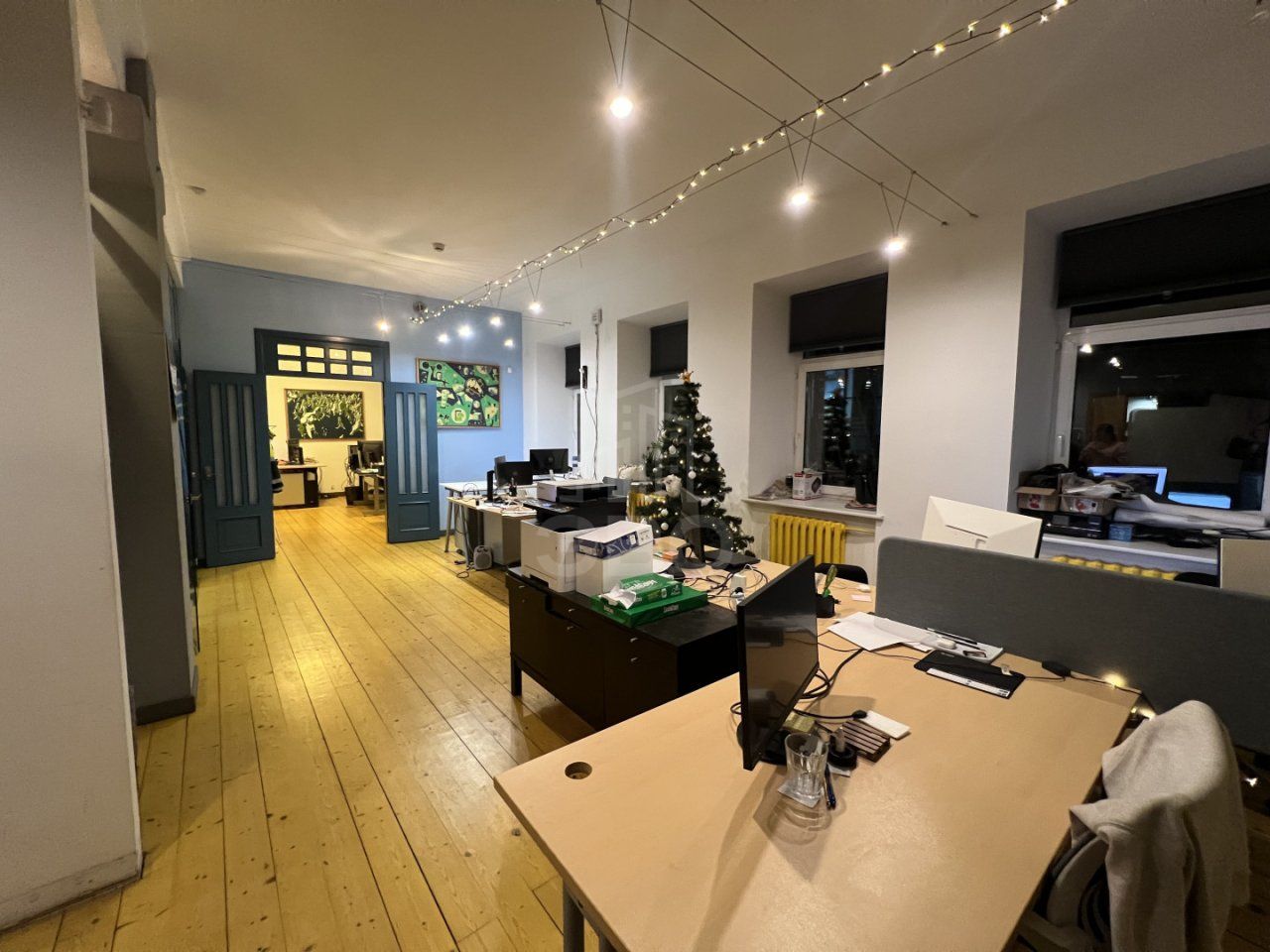 коммерция в Санкт-Петербург по адресу: Реки Карповки наб., 21, литера А