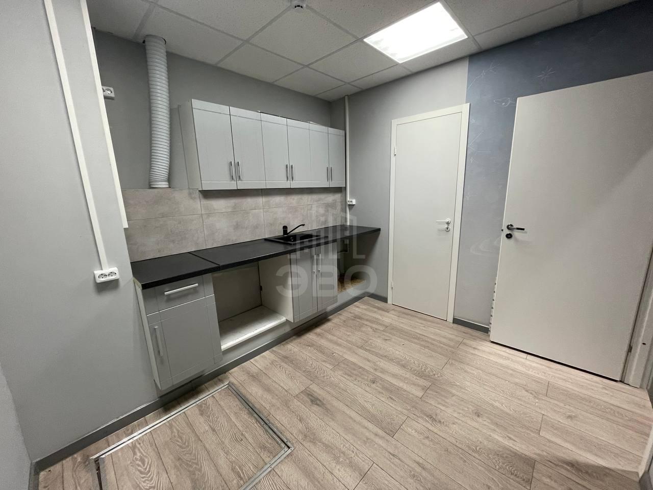 коммерция в Санкт-Петербурге по адресу: Октябрьская наб., 17, строение А