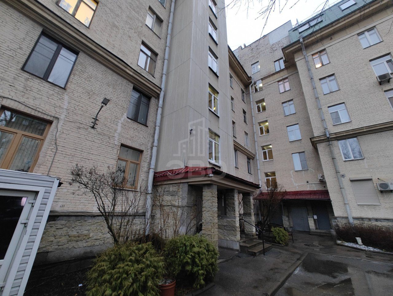 двухкомнатная квартира в Санкт-Петербург по адресу: Беринга ул., 10