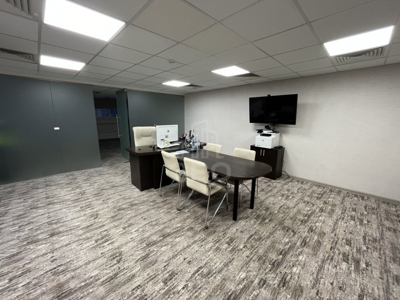 коммерция в Санкт-Петербург по адресу: Оптиков ул., 4