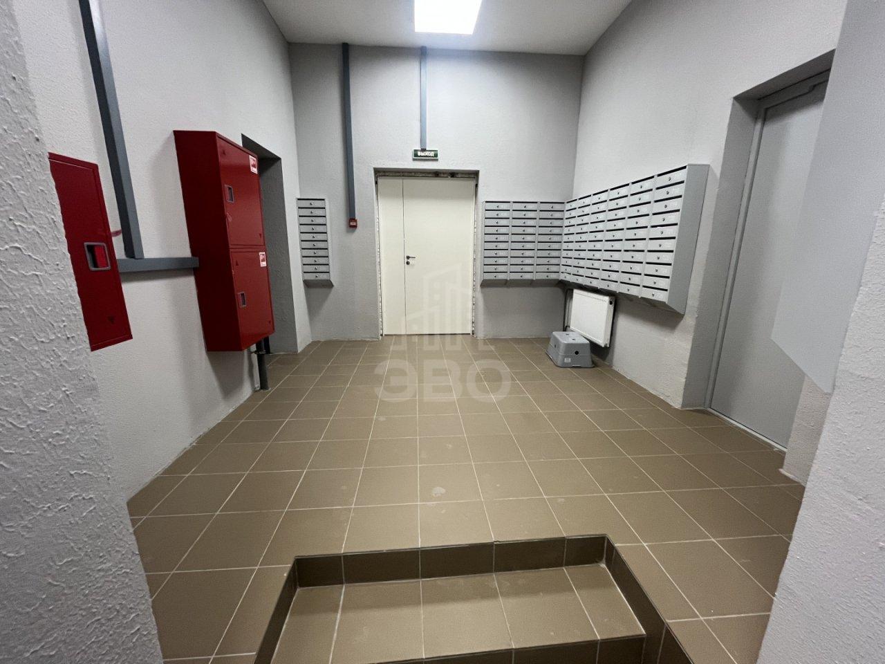 трехкомнатная квартира в Санкт-Петербурге по адресу: Ленинский проспект, 68