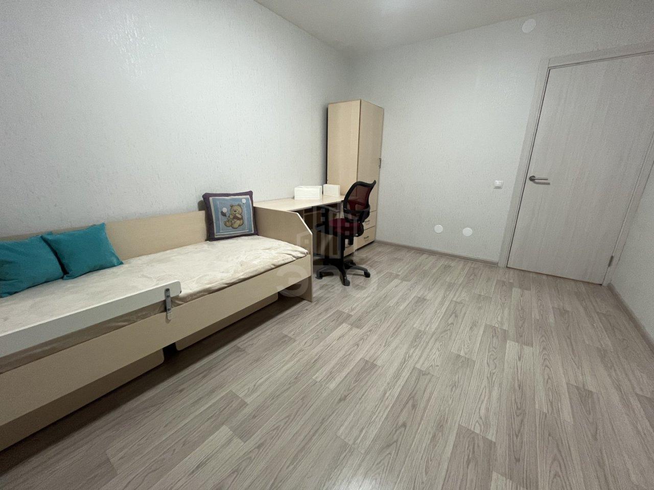 трехкомнатная квартира в Санкт-Петербурге по адресу: Ленинский проспект, 68