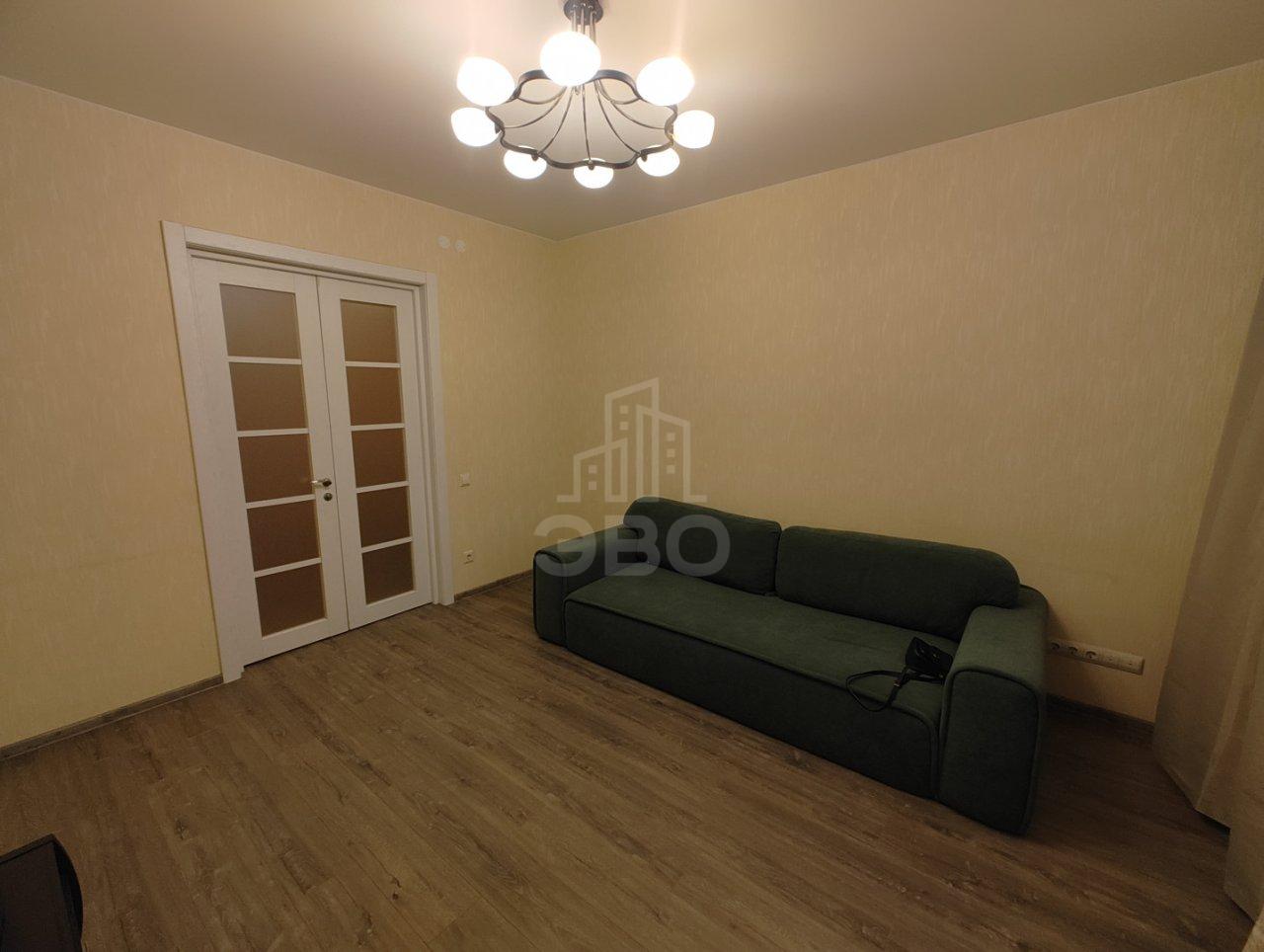 трехкомнатная квартира в Санкт-Петербурге по адресу: Большая Пушкарская ул., 54