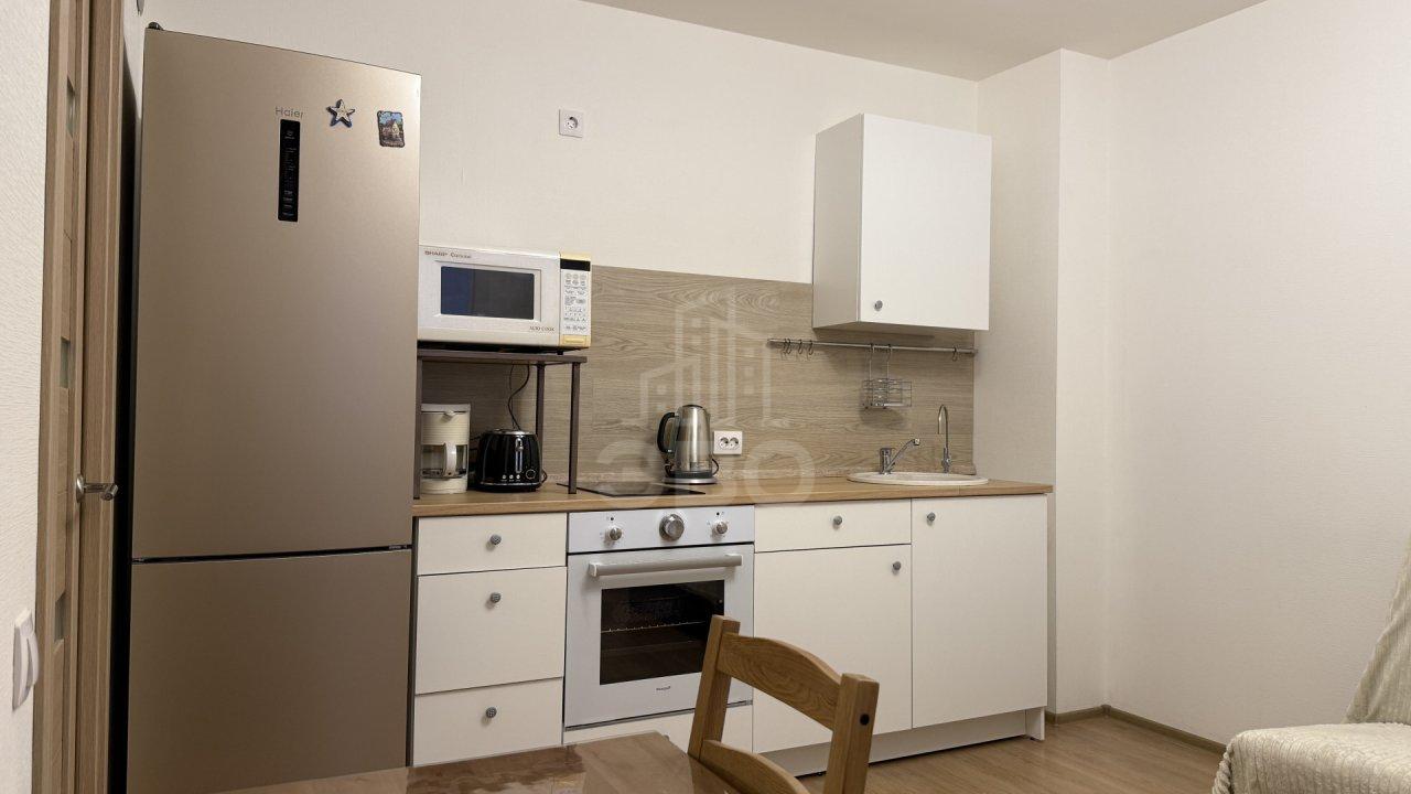 однокомнатная квартира в Санкт-Петербурге по адресу: Дыбенко ул., 5, к 1, строение 1