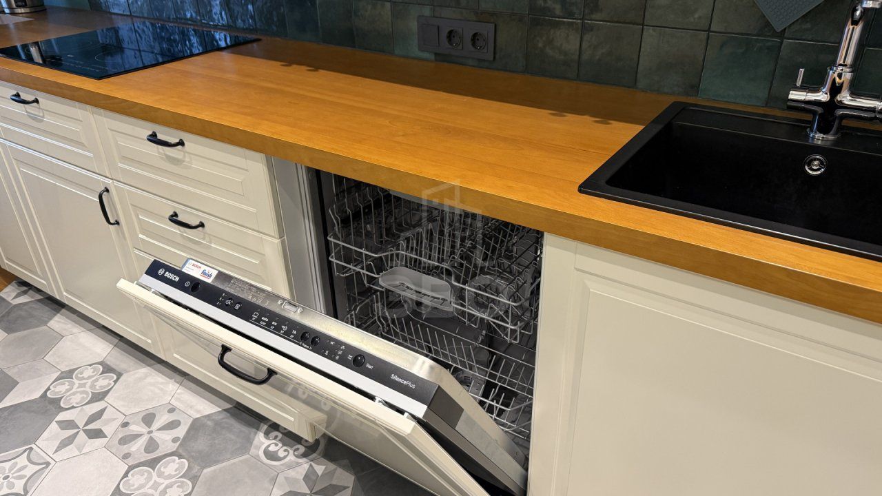 двухкомнатная квартира в Санкт-Петербург по адресу: Малый В.О. проспект, 52, строение 1