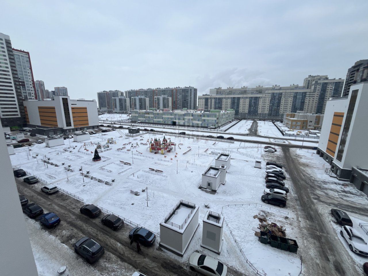 трехкомнатная квартира в Санкт-Петербург по адресу: Ленинский проспект, 68