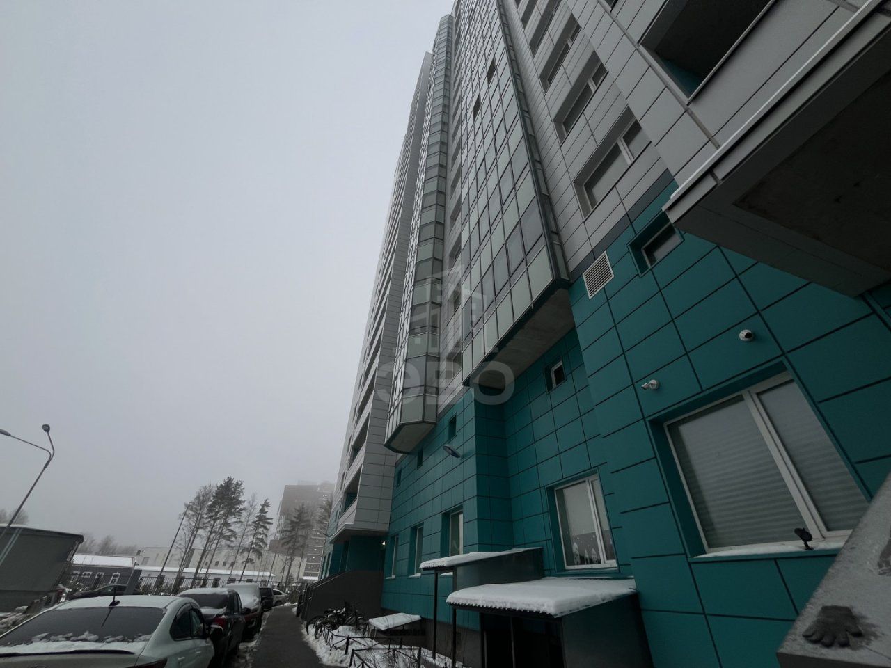 трехкомнатная квартира в Санкт-Петербург по адресу: Нижне-Каменская ул., 26