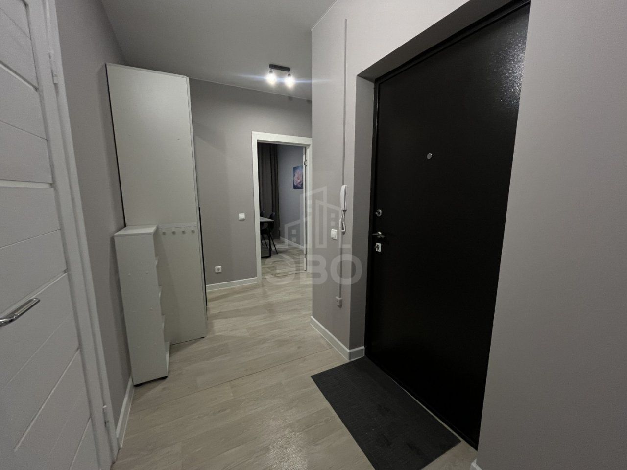 трехкомнатная квартира в Санкт-Петербург по адресу: Нижне-Каменская ул., 26