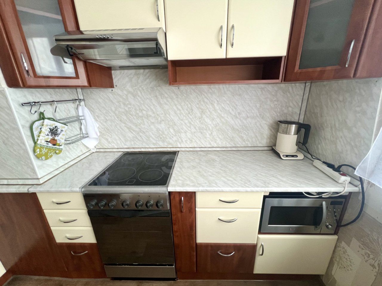 трехкомнатная квартира в Санкт-Петербурге по адресу: Шлиссельбургский проспект, 26, к 2, литера А