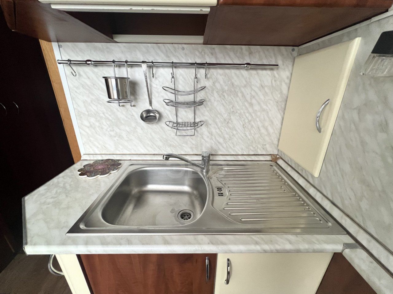 трехкомнатная квартира в Санкт-Петербурге по адресу: Шлиссельбургский проспект, 26, к 2, литера А