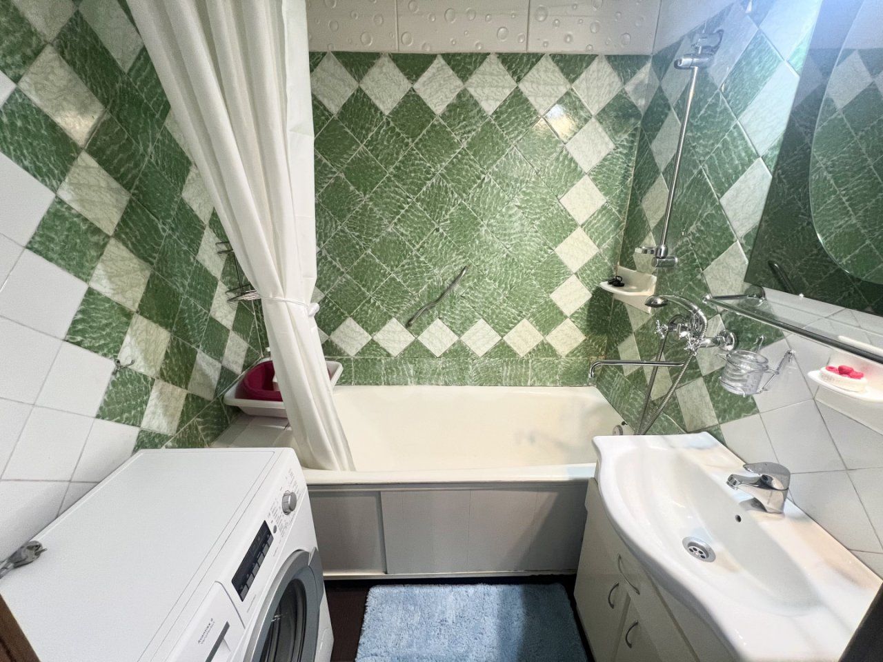 трехкомнатная квартира в Санкт-Петербурге по адресу: Шлиссельбургский проспект, 26, к 2, литера А