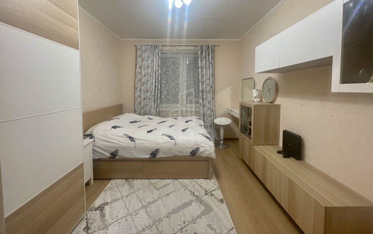 однокомнатная квартира в Санкт-Петербурге по адресу: Героев проспект, 23