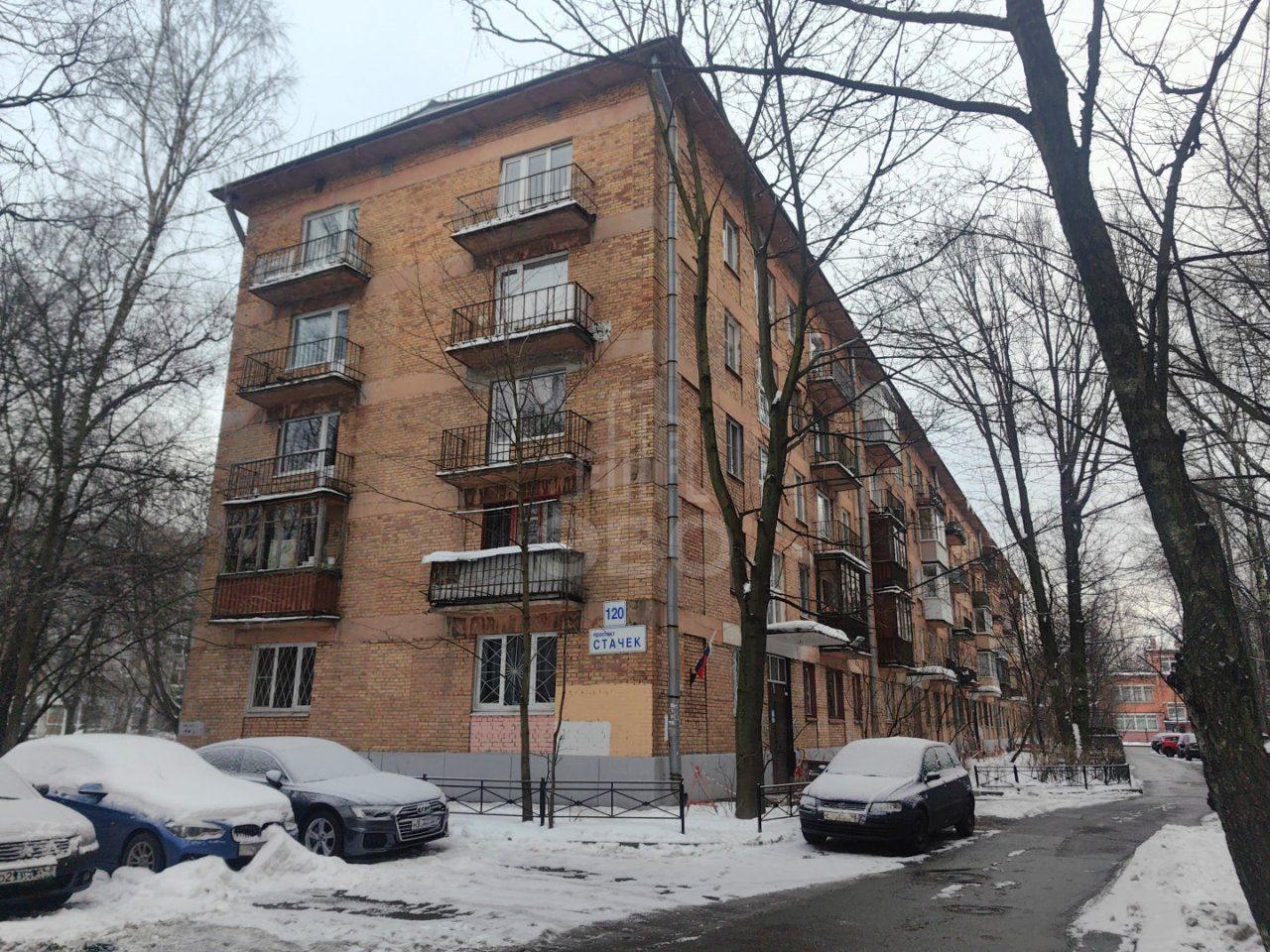 двухкомнатная квартира в Санкт-Петербурге по адресу: Стачек проспект, 120, литера А