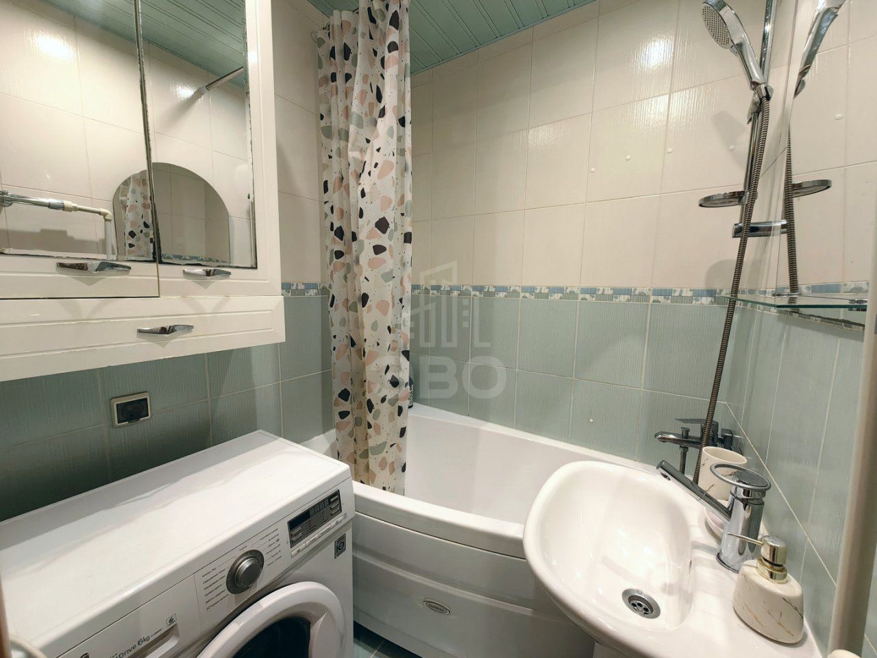 двухкомнатная квартира в Санкт-Петербурге по адресу: Стачек проспект, 120, литера А