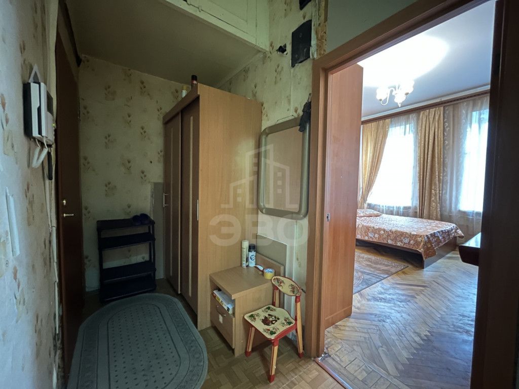 трехкомнатная квартира в Санкт-Петербурге по адресу: Парголовская ул., 12, литера б