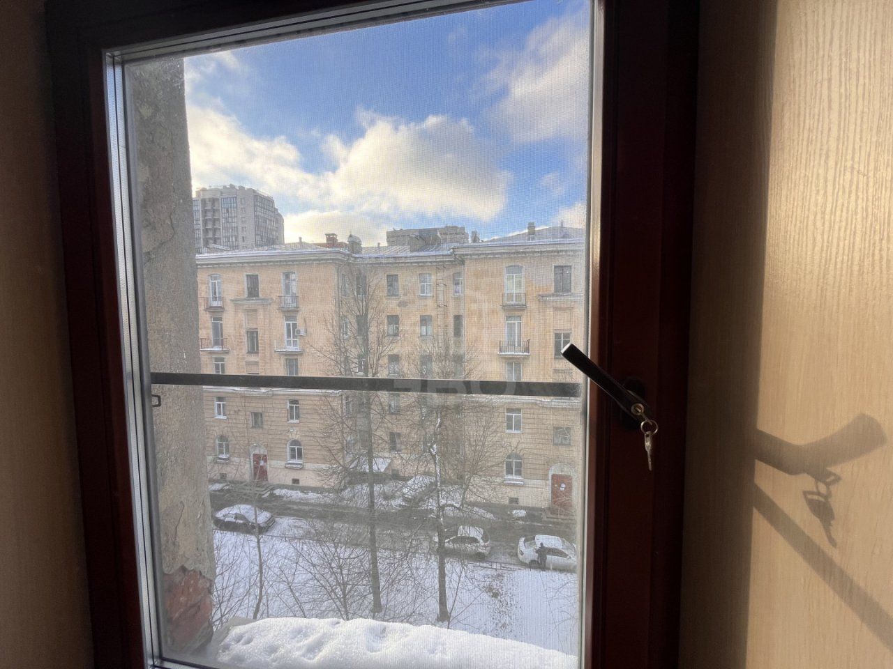 трехкомнатная квартира в Санкт-Петербурге по адресу: Парголовская ул., 12, литера б