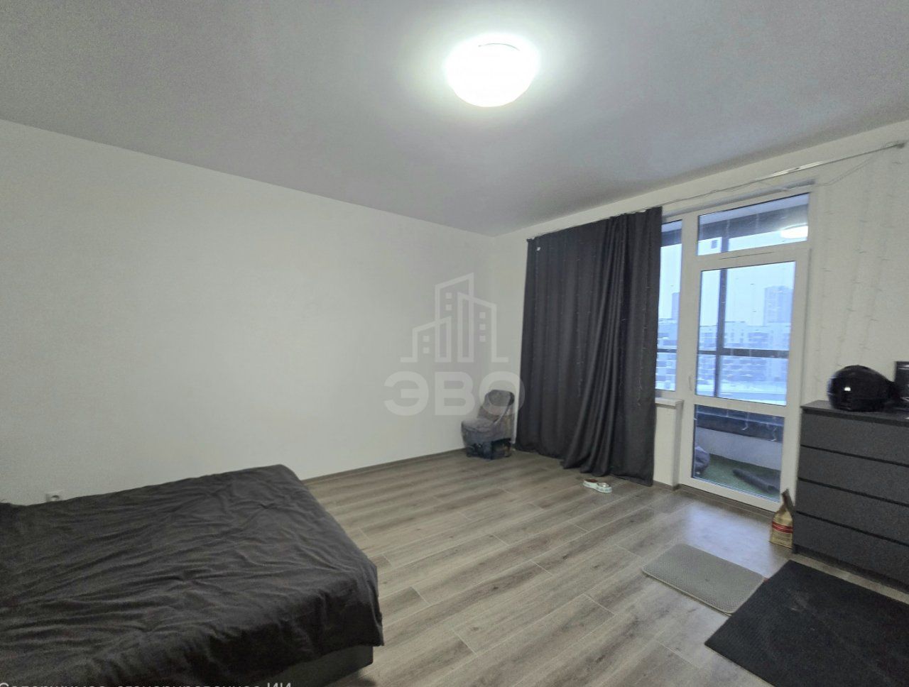 трехкомнатная квартира в Санкт-Петербурге по адресу: Маршала Захарова ул., 8