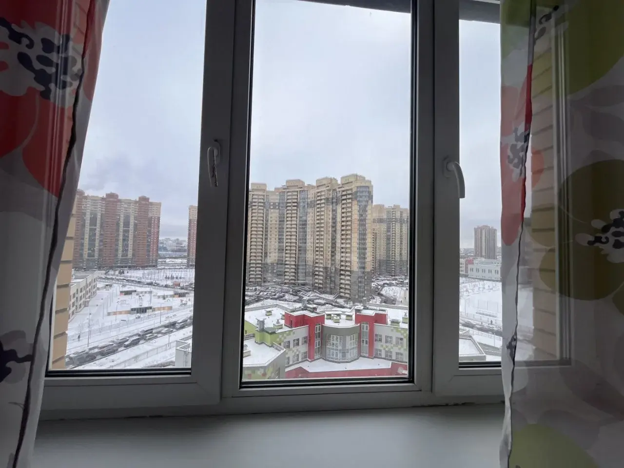 однокомнатная квартира в Санкт-Петербурге по адресу: Фёдора Абрамова ул., 23, к 1
