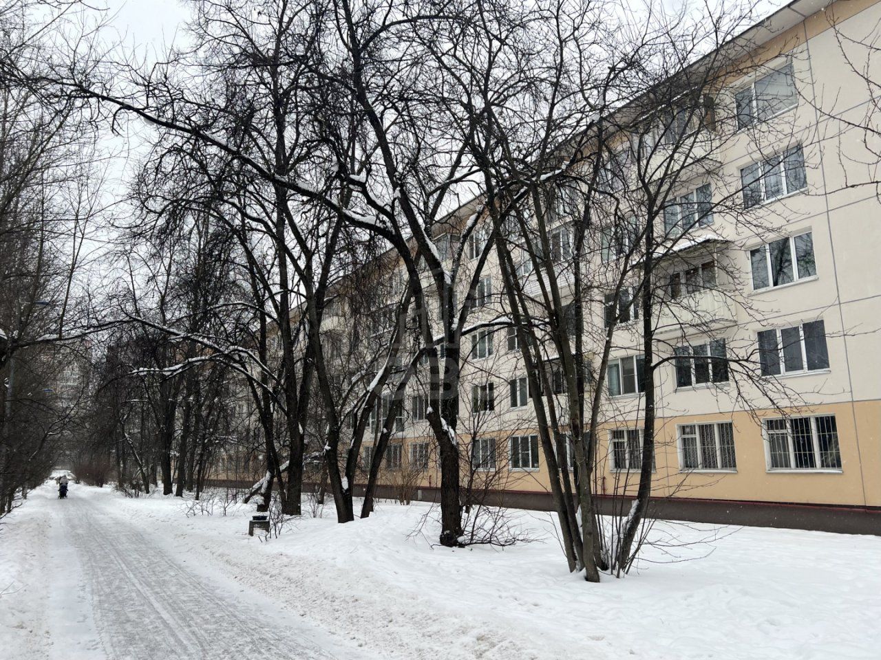 трехкомнатная квартира в Санкт-Петербурге по адресу: Космонавтов проспект, 68, к 2