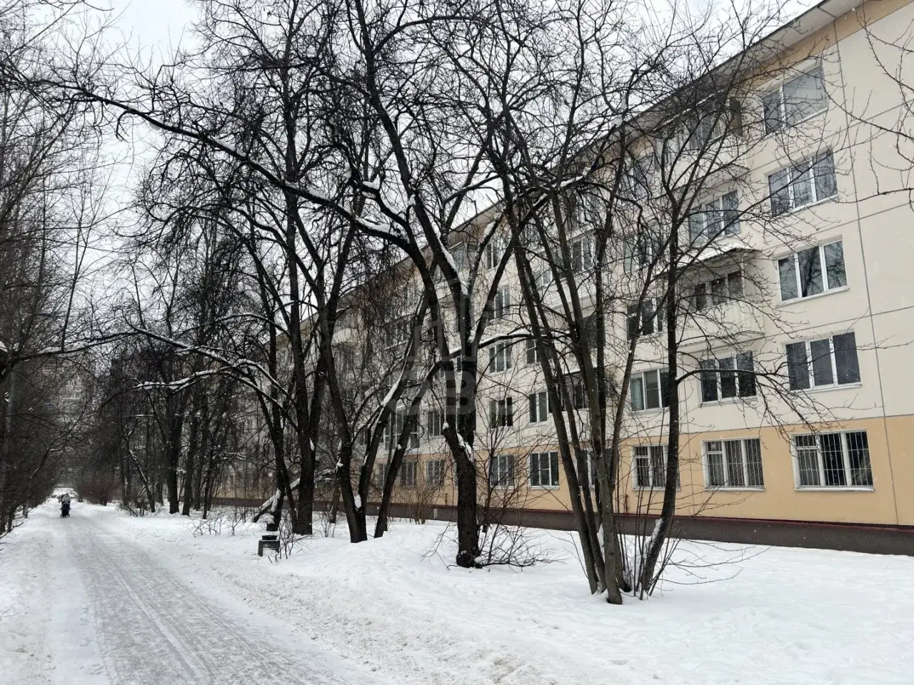 трехкомнатная квартира в Санкт-Петербурге по адресу: Космонавтов проспект, 68, к 2