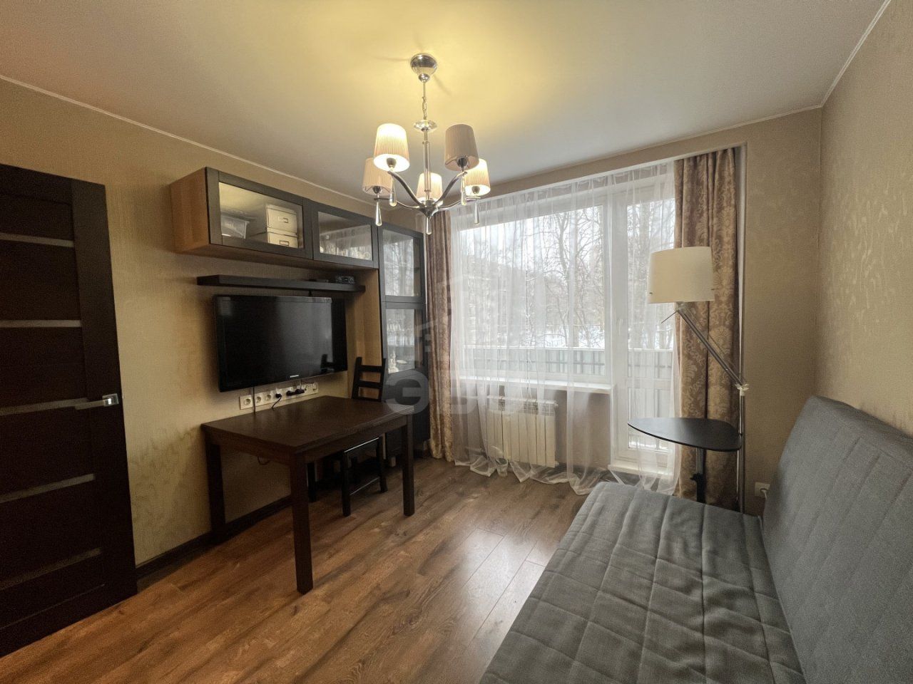 трехкомнатная квартира в Санкт-Петербурге по адресу: Космонавтов проспект, 68, к 2