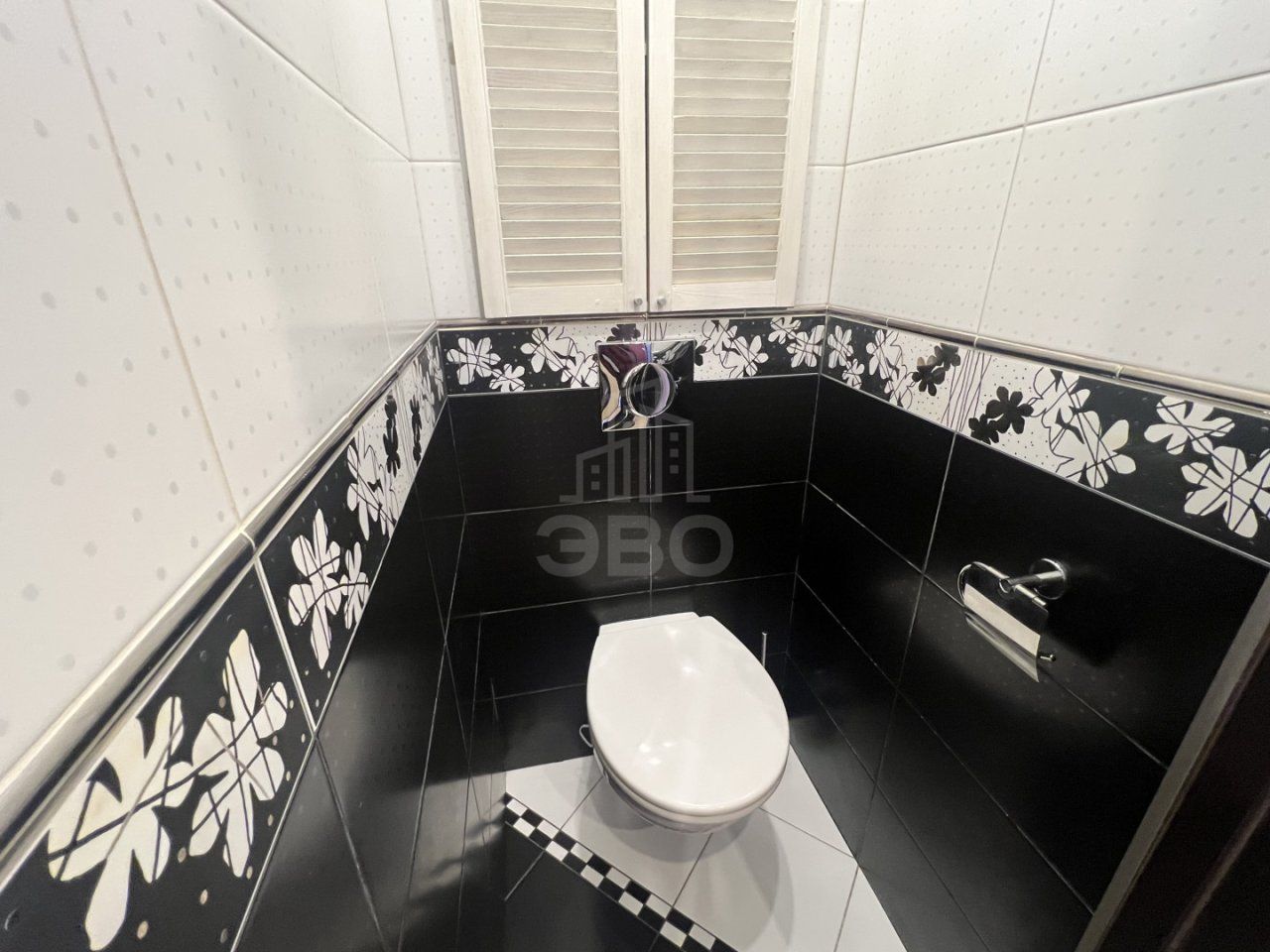 трехкомнатная квартира в Санкт-Петербурге по адресу: Космонавтов проспект, 68, к 2