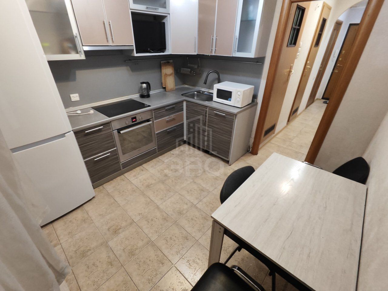 двухкомнатная квартира в Санкт-Петербурге по адресу: Школьная ул., 104, к 2