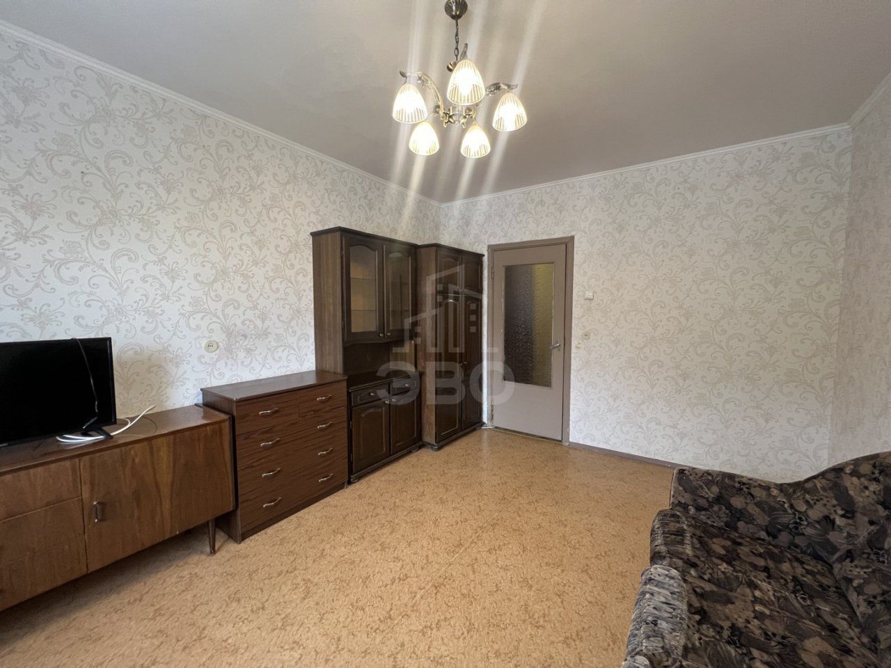 трехкомнатная квартира в Санкт-Петербурге по адресу: Камышовая ул., 14, литера А