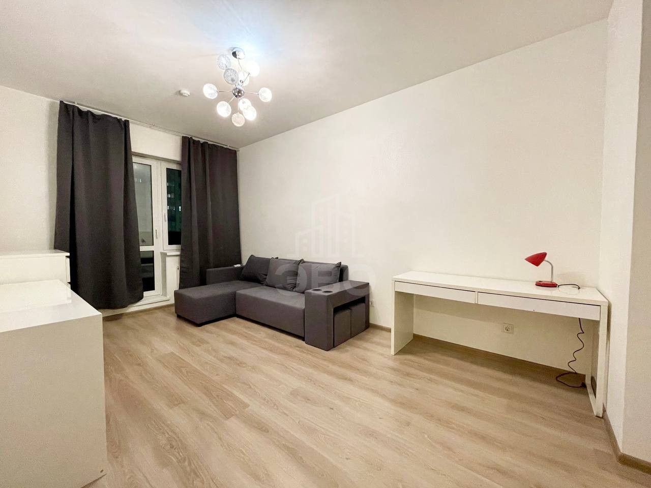 однокомнатная квартира в Санкт-Петербурге по адресу: Среднерогатская ул., 13, к 1