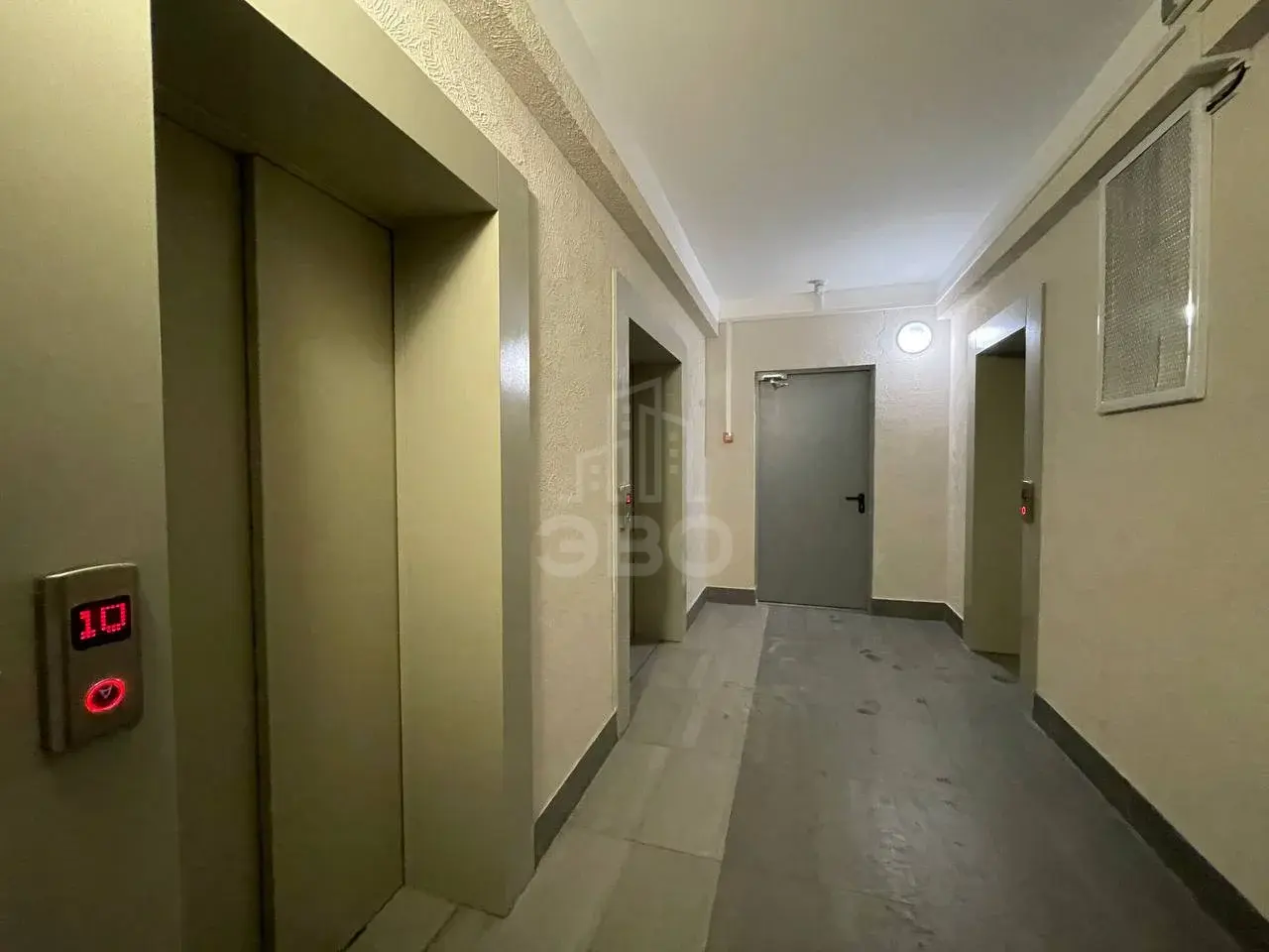 однокомнатная квартира в Санкт-Петербурге по адресу: Среднерогатская ул., 13, к 1